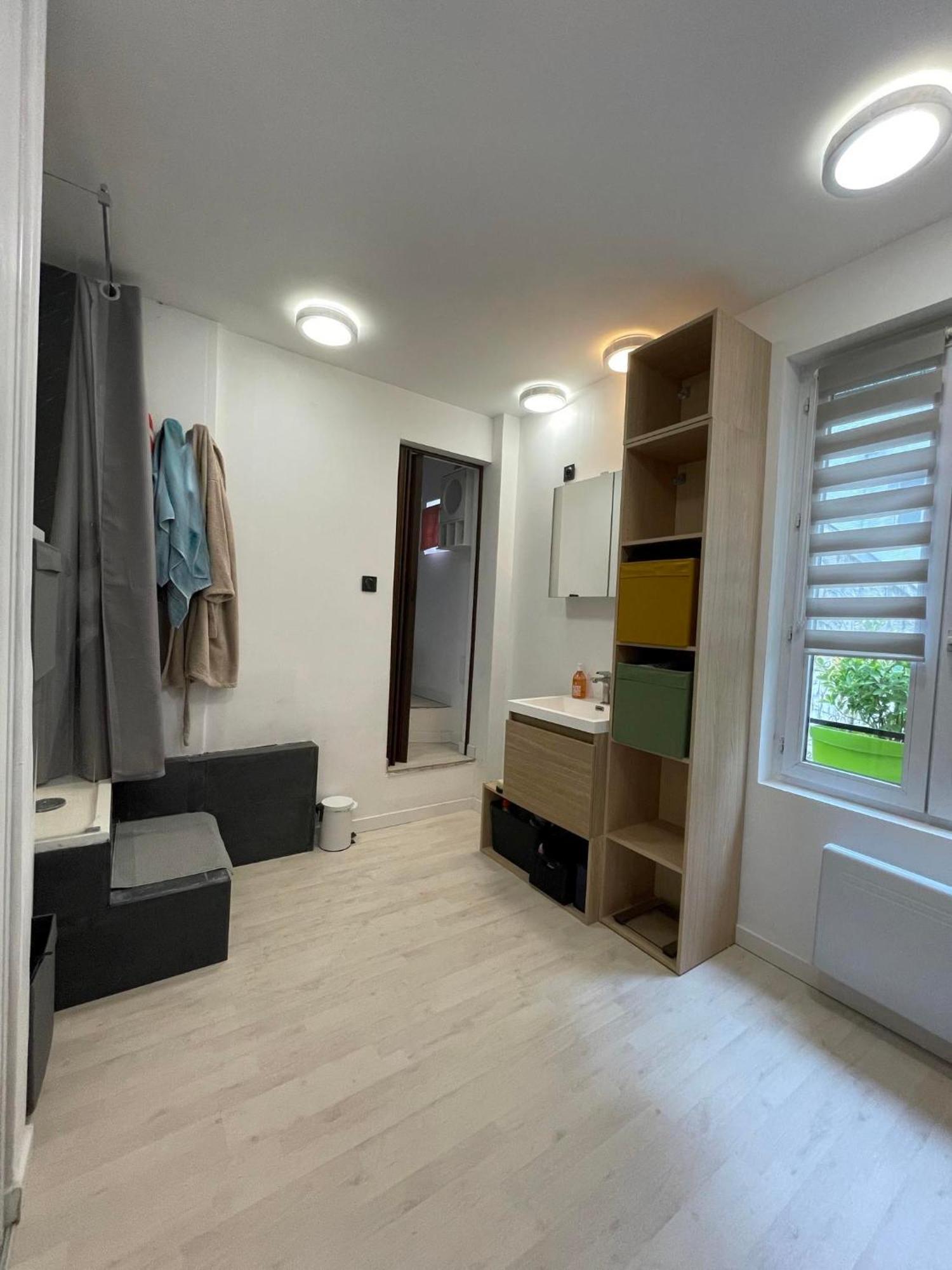 Petit Cocon Parisien ! Paris Centre - Gare Du Nord Apartment Exterior photo