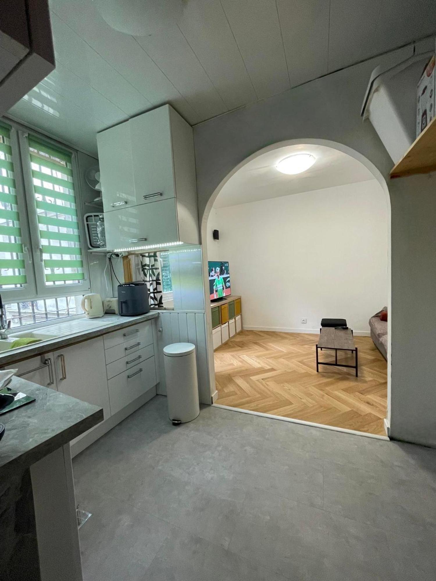 Petit Cocon Parisien ! Paris Centre - Gare Du Nord Apartment Exterior photo