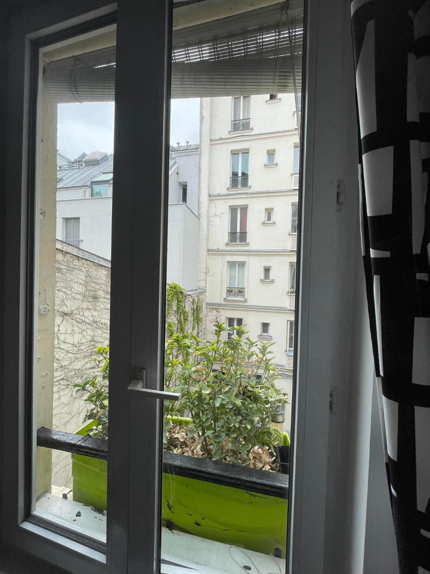 Petit Cocon Parisien ! Paris Centre - Gare Du Nord Apartment Exterior photo