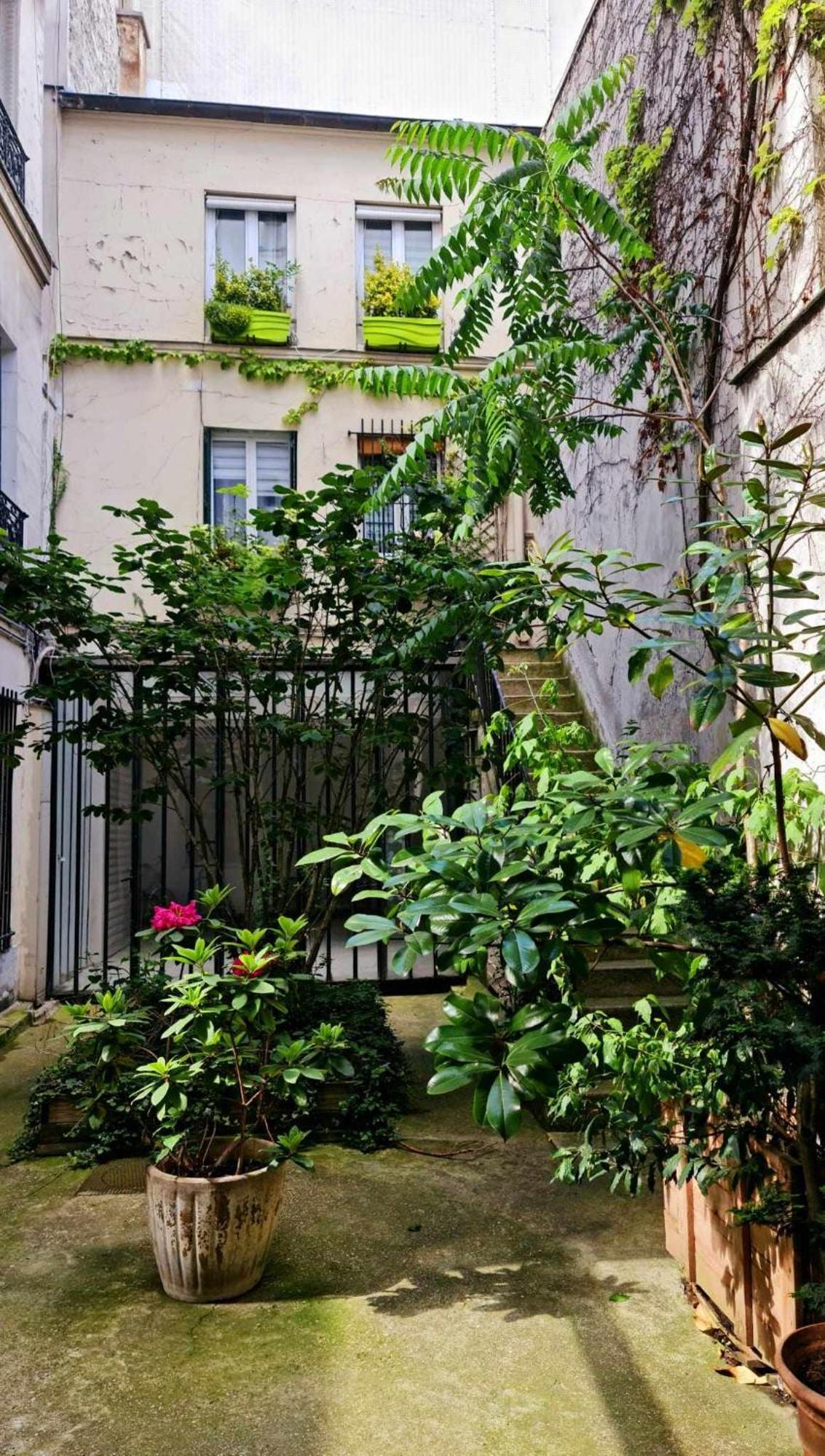 Petit Cocon Parisien ! Paris Centre - Gare Du Nord Apartment Exterior photo
